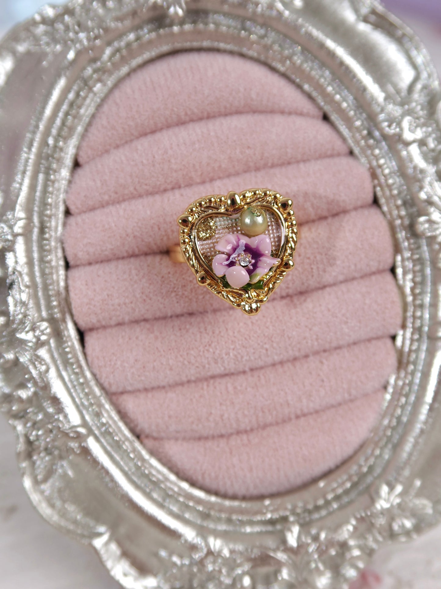 Vintage Heart Floral Pearl Gold Ring