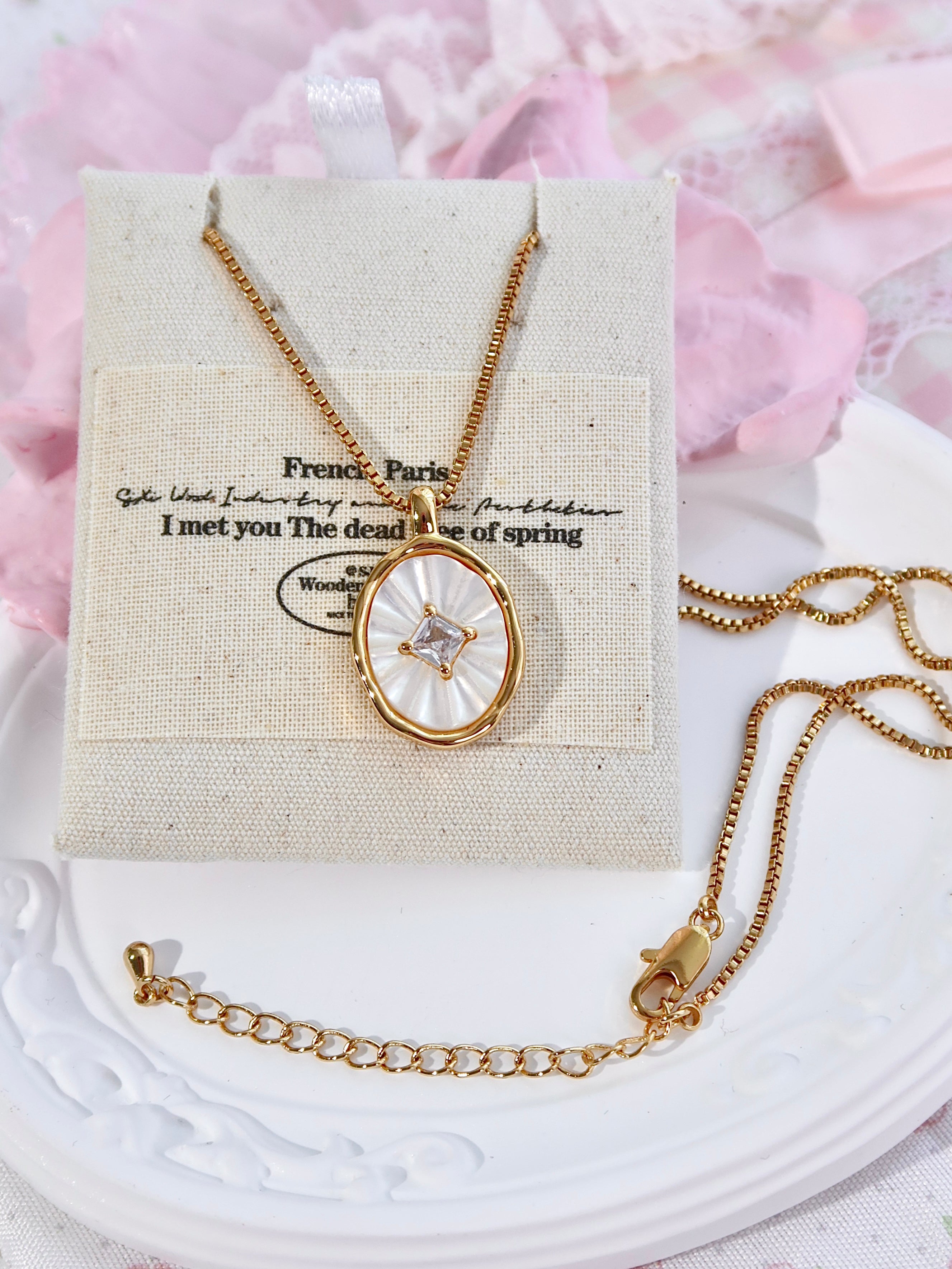 Natural Mother-of-Pearl Necklace