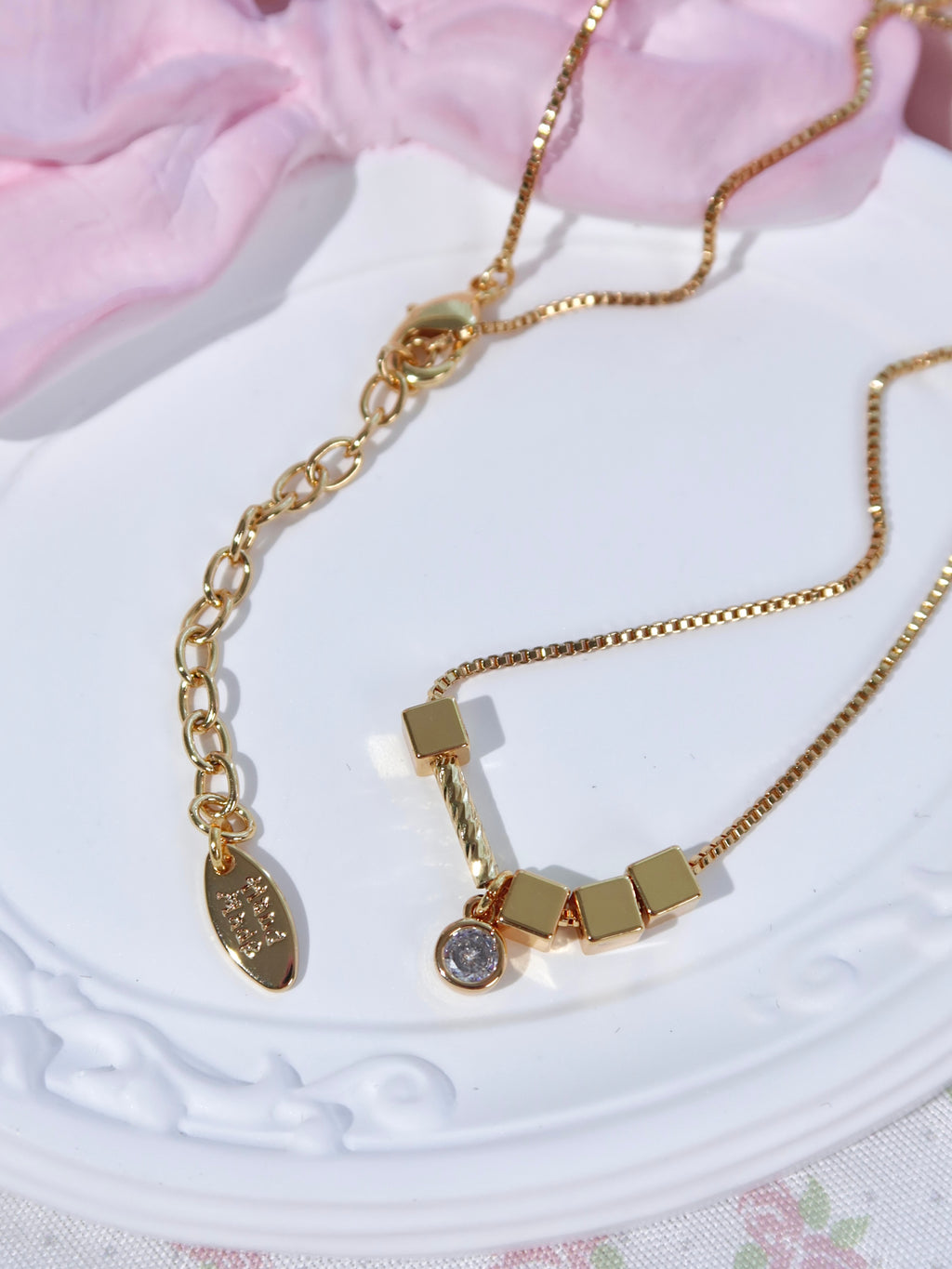 Delicate Sparkle Necklace